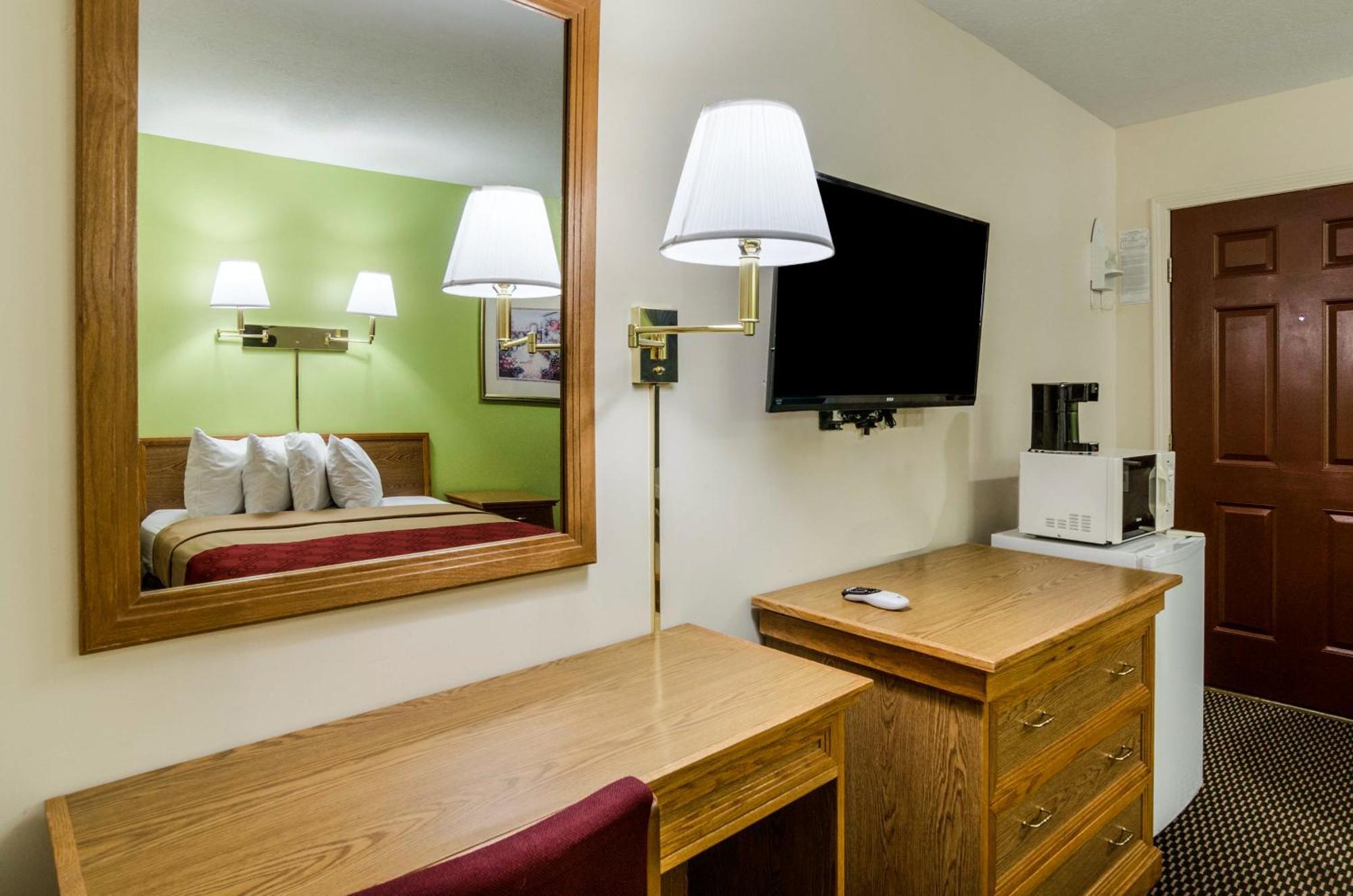 Econo Lodge University Lawrence Exterior foto